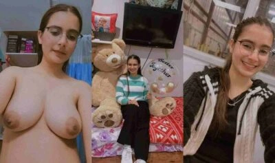 Horny desi girl private fingering Nude MMS