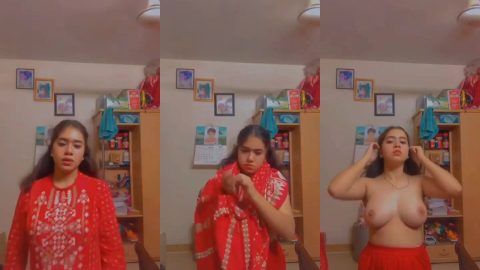 South Indian wife makes Devar Happy with nude selfie mms